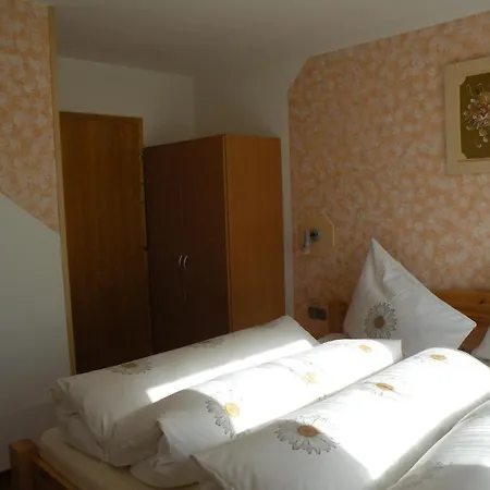Haus Fini Apartman Längenfeld