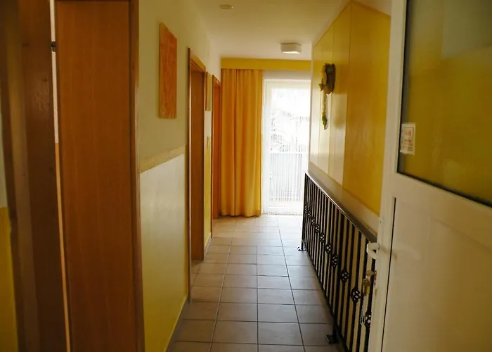 Haus Fini Apartman *