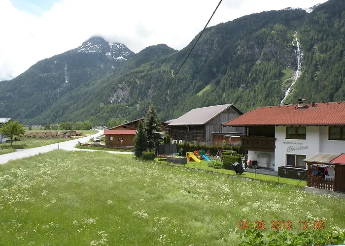 Haus Fini Apartman Längenfeld