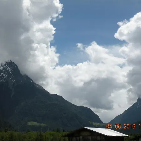 Apartment Haus Fini *